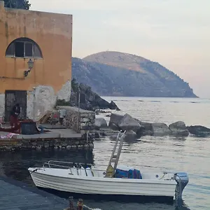 Centro Storico Flat 7 Min From Port Appartamento